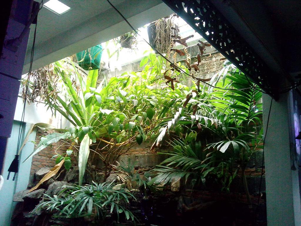 Cafe De Baan Raow Hotel Bangkok Exterior photo